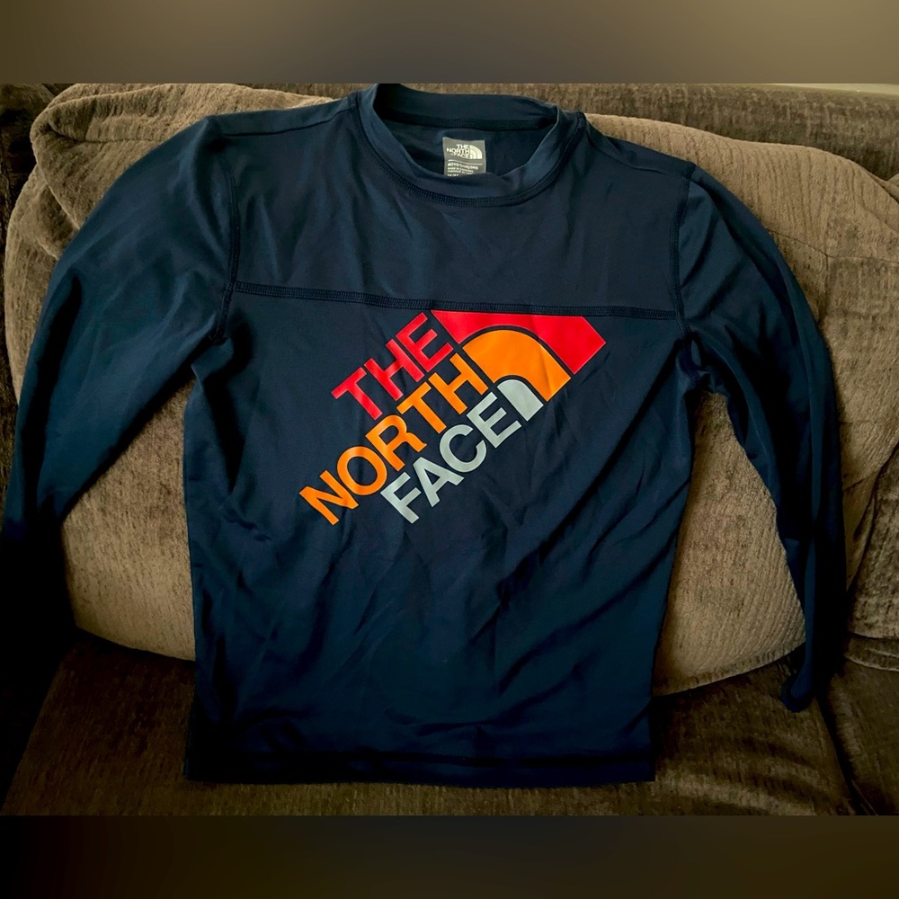 SOLD The North Face long sleeve rash guard size M (10/12)